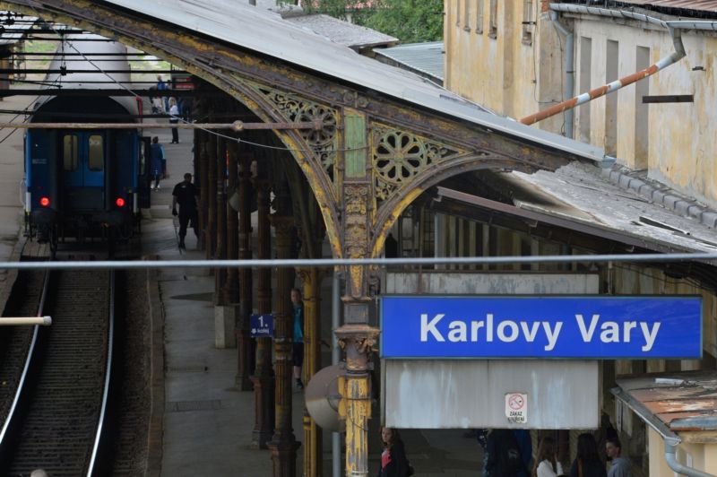 Vlakové nádraží v Karlových Varech.