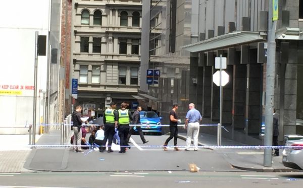 Policie v Melbourne již pachatele hrůzné události zadržela.