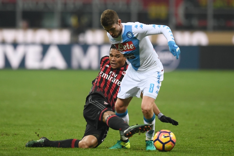 Fotbalisté AC Milán doma podlehli Neapoli 1:2.