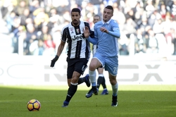 Juventus porazil ve velkém šlágru Lazio.