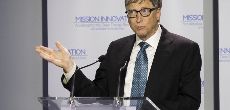 Bill Gates promluvil o koalici na vývoj vakcín na Ekonomickém fóru ve Švýcarsku.