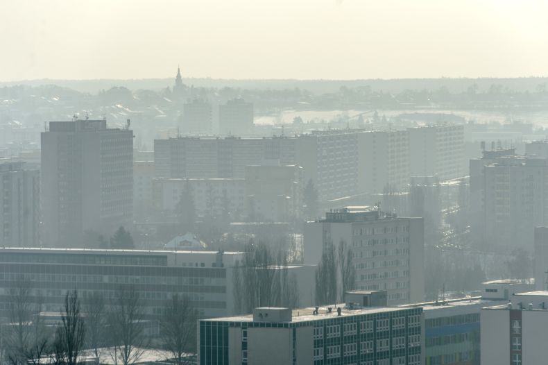 Smog nad Hradcem Králové.