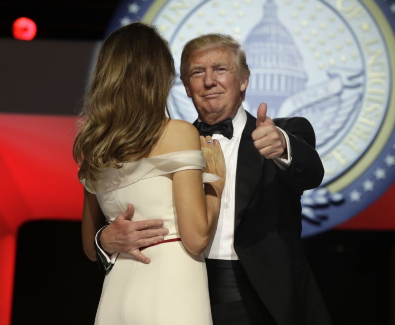 Prezident USA Donald Trump s manželkou Melanií.