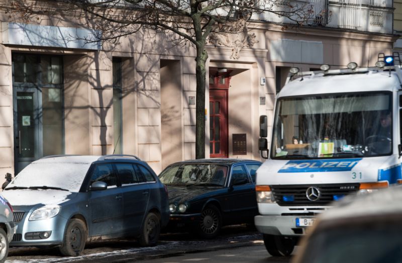 Policisté přistoupili k prohlídkám v berlínské čtvrti Moabit (ilustrační foto).