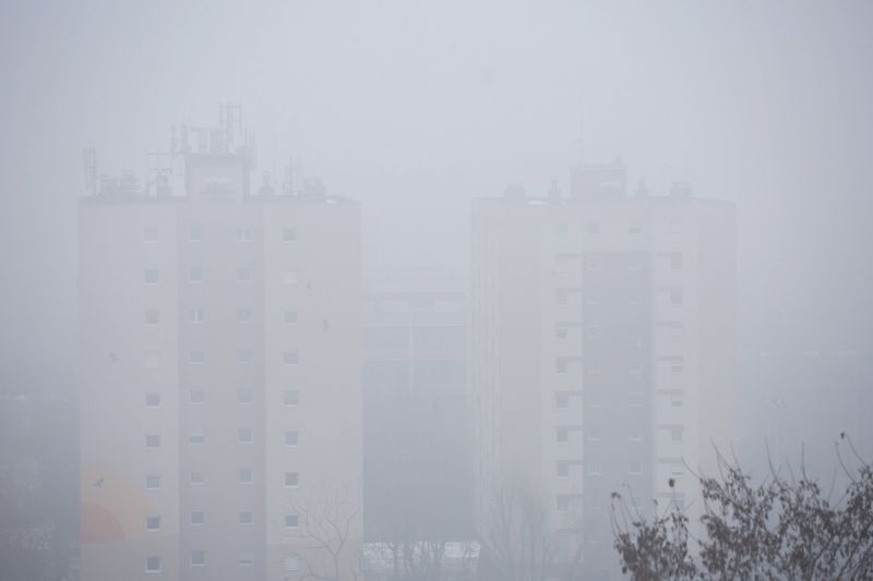 Smog ve městě (ilustrační foto).