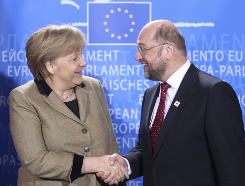 Šéfka německé vlády Angela Merkelová a kandidát za SPD Martin Schulz.