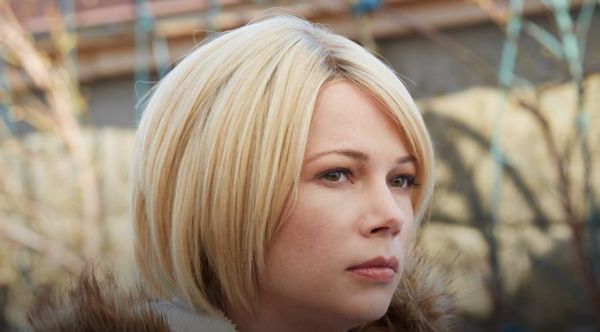 Na snímku z filmu Místo u moře herečka Michelle Williams.