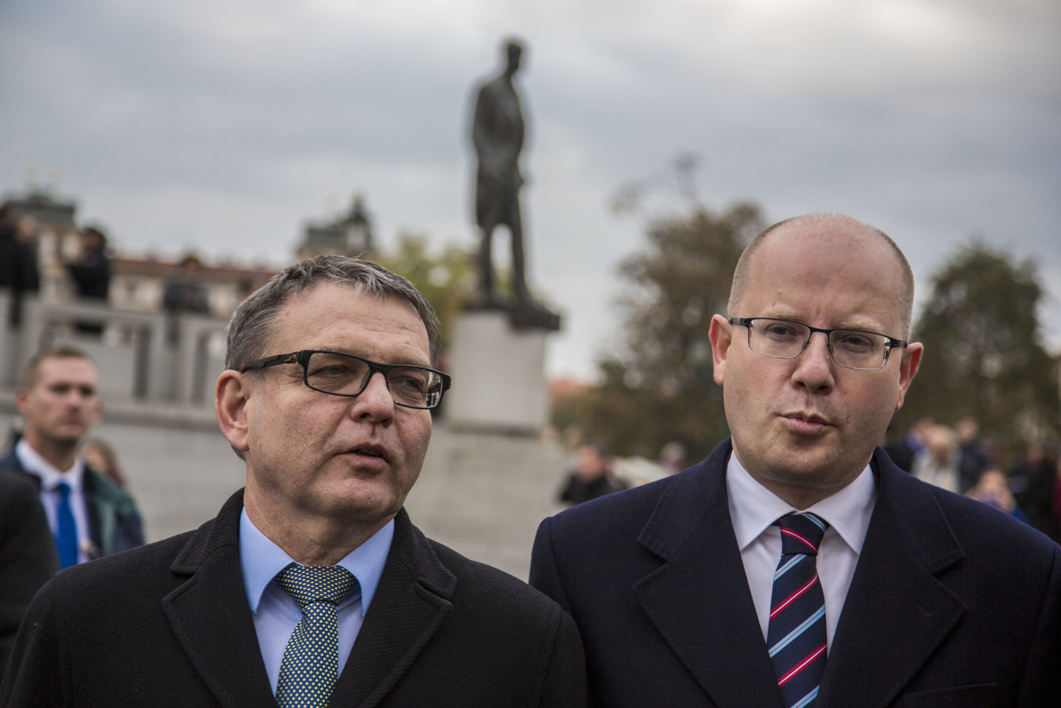 Ministr zahraničí Lubomír Zaorálek s premiérem Bohuslavem Sobotkou. 