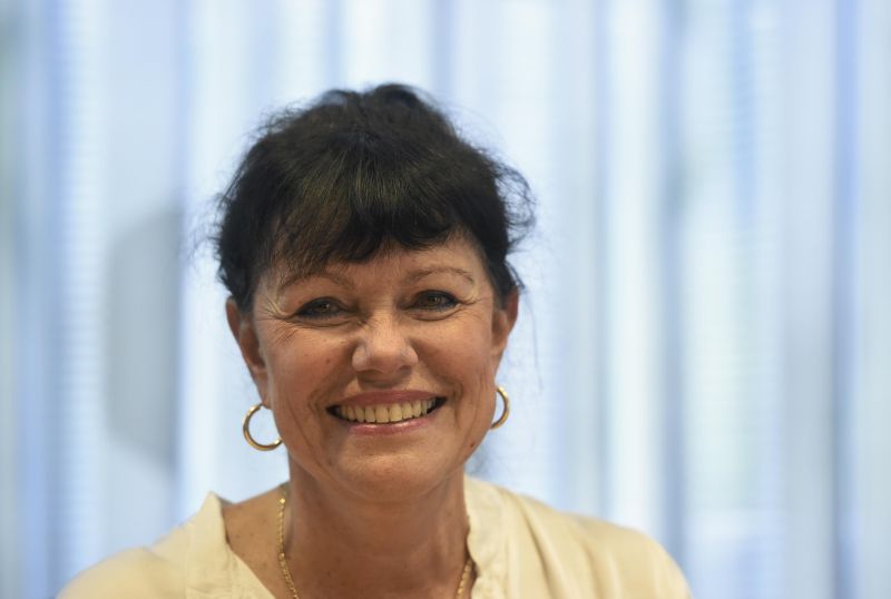 Lékařka Alena Dernerová (za Spojení demokraté - nezávislí kandidáti).