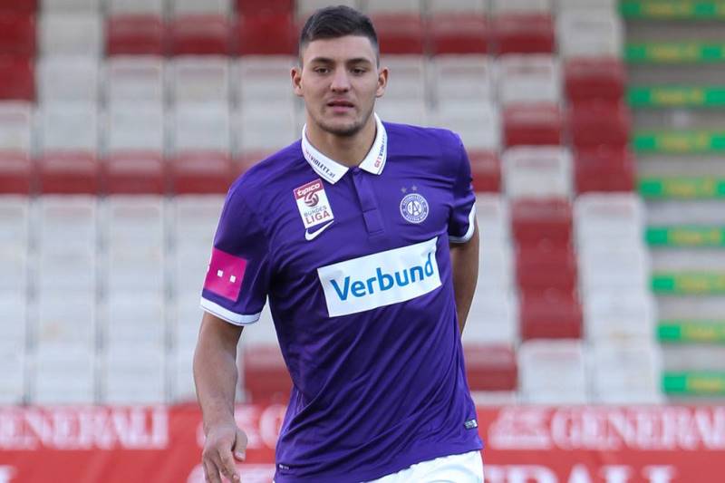 Na roční hostování také přišel stoper Patrizio Stronati z Austrie Vídeň. Na roční hostování také přišel stoper Patrizio Stronati z Austrie Vídeň.