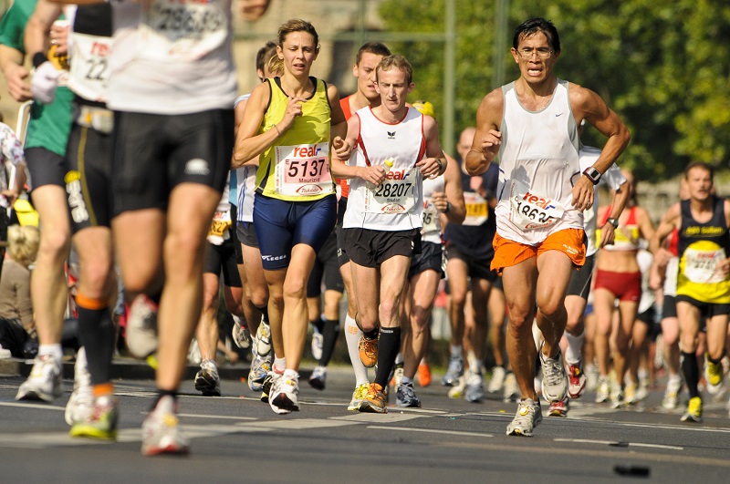 Účastníci maratonu v Berlíně (ilustrační foto).