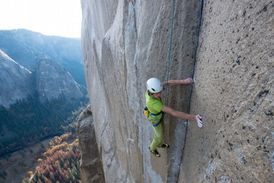 Adam Ondra na stěně. FOTO: Pavel Blažek.