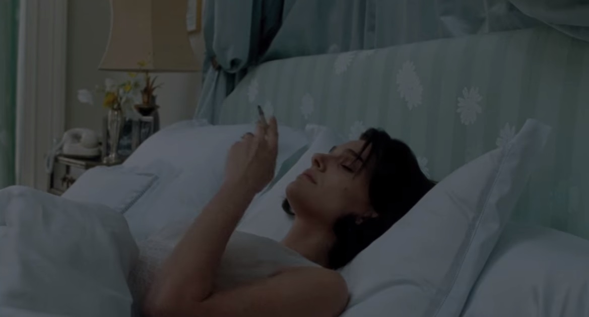 Natalie Portman v roli Jackie.