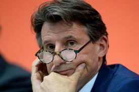 Předseda IAAF Sebastian Coe.