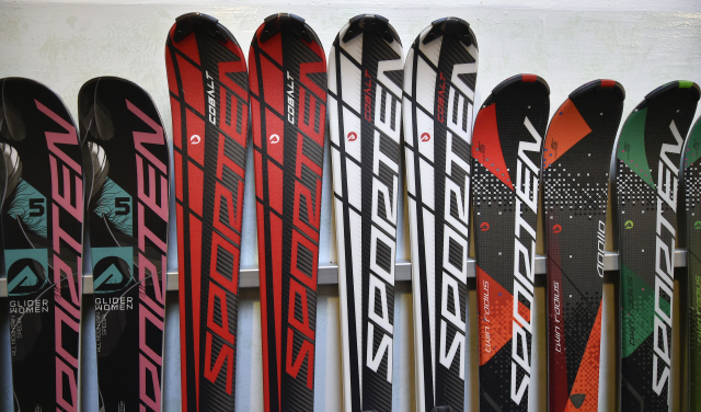 Lyže Sporten.