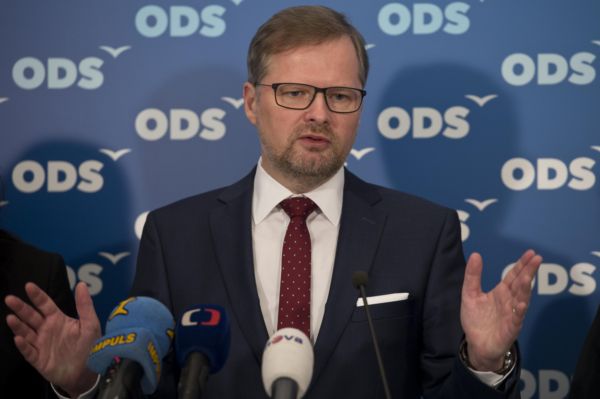 Předseda ODS Petr Fiala.