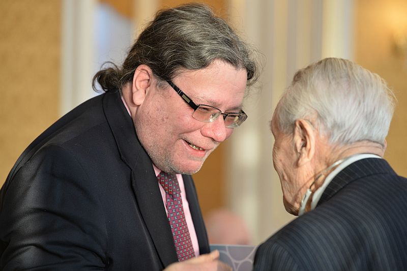 Alexandr Vondra (vlevo) se možná vrátí do vrcholné politiky.