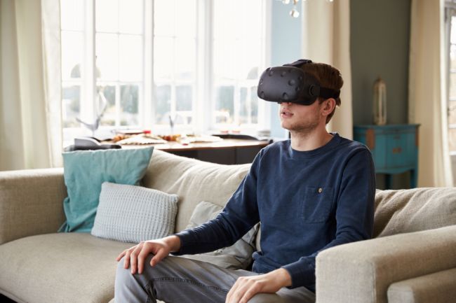Japoncům pomáhá v boji proti samotě virtuální realita (ilustrační foto).