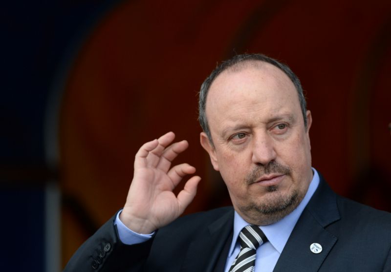Španělský trenér Newcastlu United Rafael Benítez. Španělský trenér Newcastlu United Rafael Benítez.
