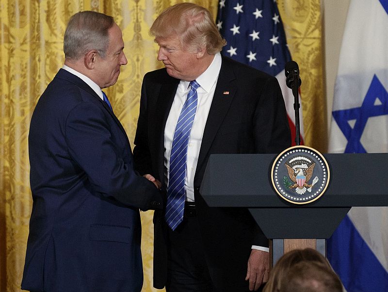 Izraelský premiér Benjamin Netanjahu a prezident USA Donald Trump. Izraelský premiér Benjamin Netanjahu a prezident USA Donald Trump.