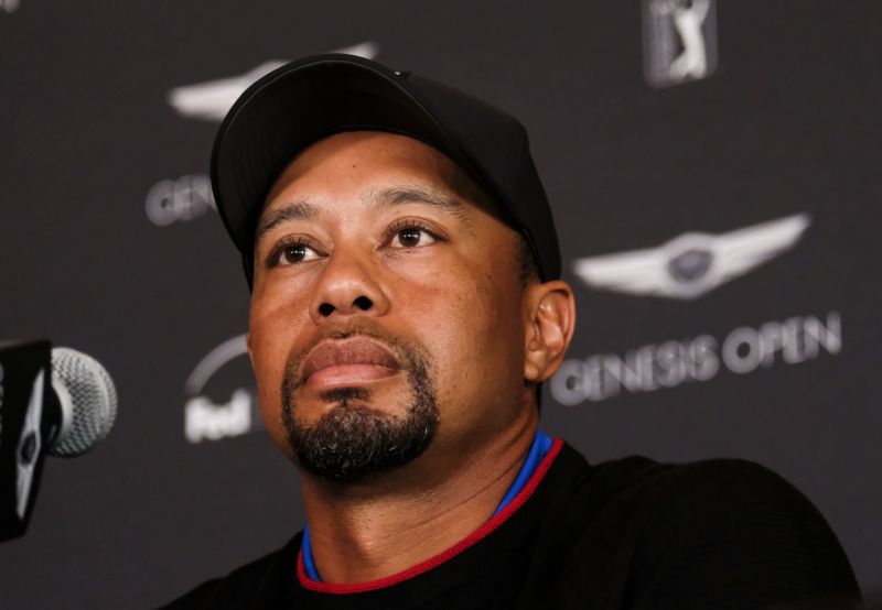 Bývalý nejlepší golfista věta Tiger Woods. Bývalý nejlepší golfista věta Tiger Woods.