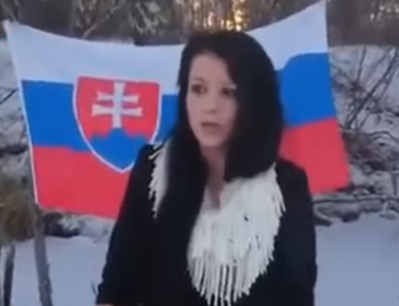 Slovenka čelí obvinění z extremismu. Slovenka čelí obvinění z extremismu.