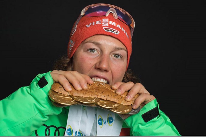 Laura Dahlmeirová si na MS dojela pro čtyři zlaté medaile. Laura Dahlmeirová si na MS dojela pro čtyři zlaté medaile.