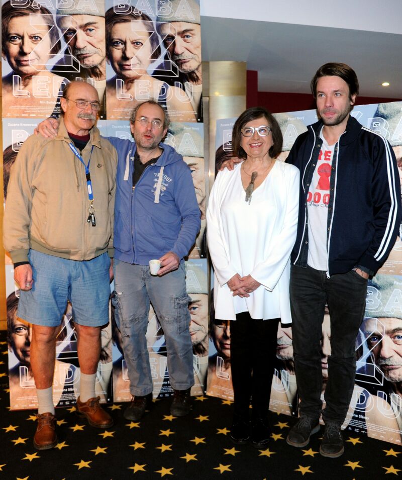Na snímku zleva Pavel Nový, Bohdan Sláma, Zuzana Kronerová a Václav Neužil.