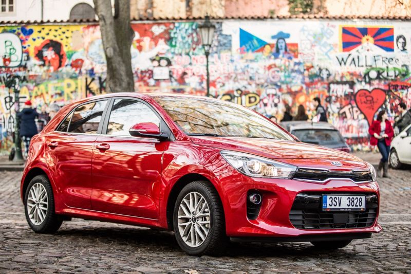 Progresivnější design i řada technických inovací, to je nová Kia Rio.. 