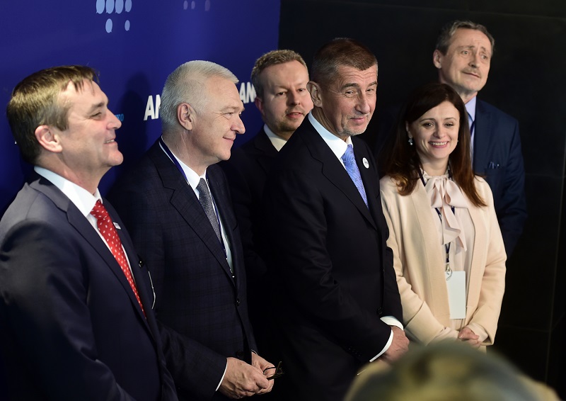 Andrej Babiš s ostatními lídry ANO. 