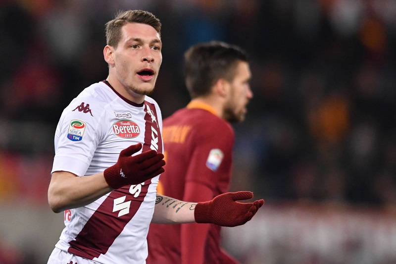 Italský útočník Andrea Belotti.
