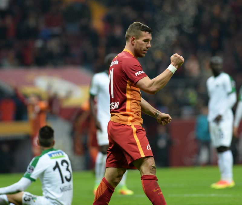 Lukas Podolski odchází z Galatasaraye do Japonska.