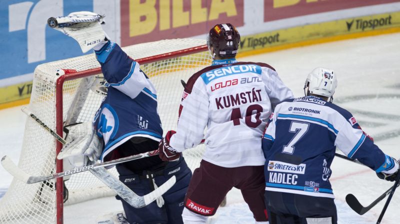 Sparta doma přivítala Plzeň.