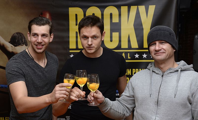 Herci (zleva) Peter O. Pecha, Jan Kříž a Kryštof Michal.