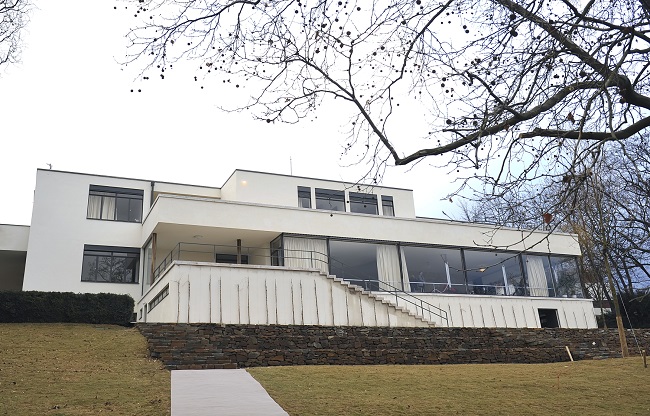 Vila Tugendhat byla dostavěna před 87 lety. Vila Tugendhat byla dostavěna před 87 lety.