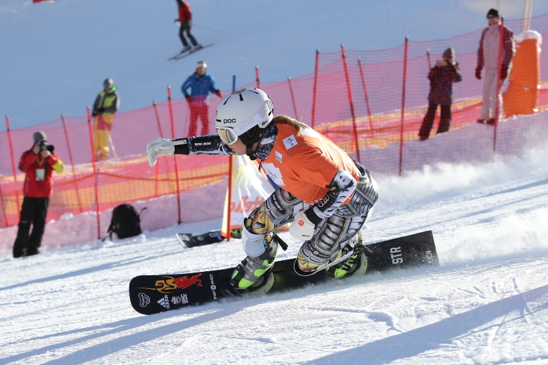 Snowboardistka Ester Ledecká. Snowboardistka Ester Ledecká.