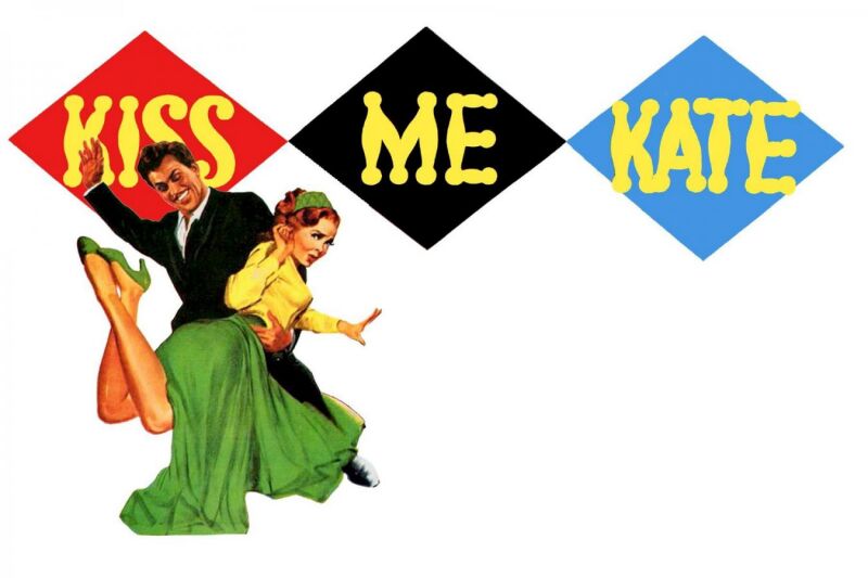 Upoutávka Východočeského divadla na inscenaci Kiss me, Kate.