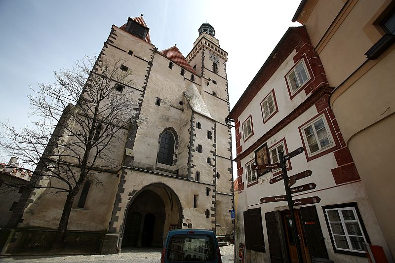 Farní kostel sv. Jakuba Většího v Prachaticích.