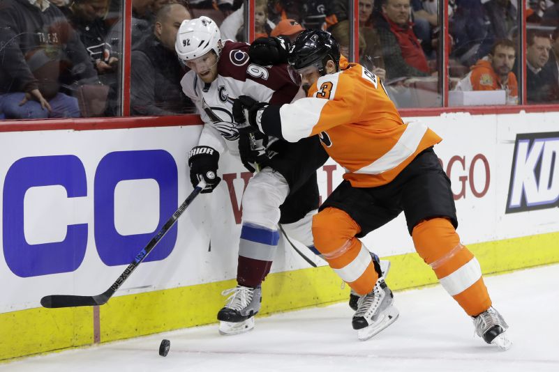 Radko Gudas v utkání NHL. 
