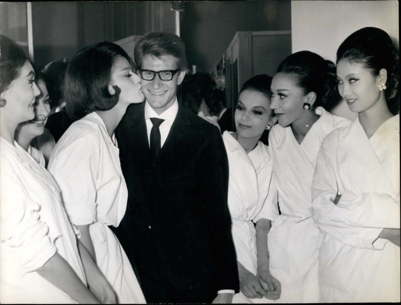 Módní návrhář Yves Saint Laurent.