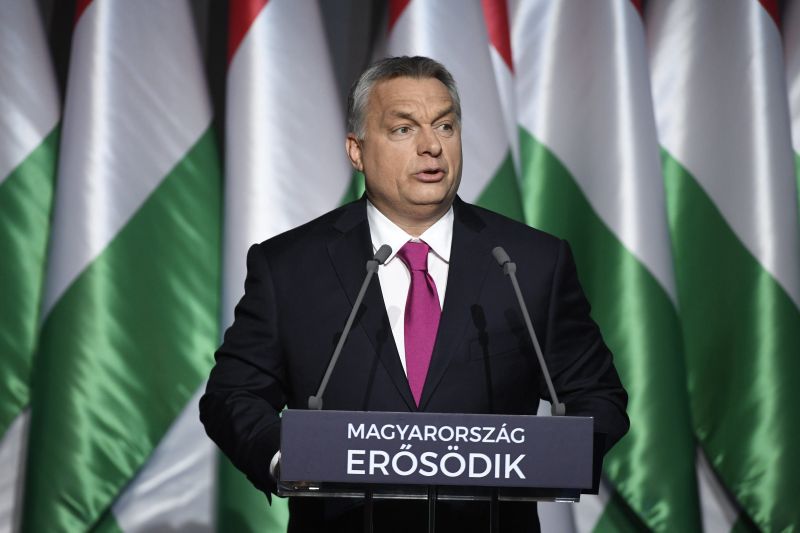 Maďarský premiér Viktor Orbán. Maďarský premiér Viktor Orbán.