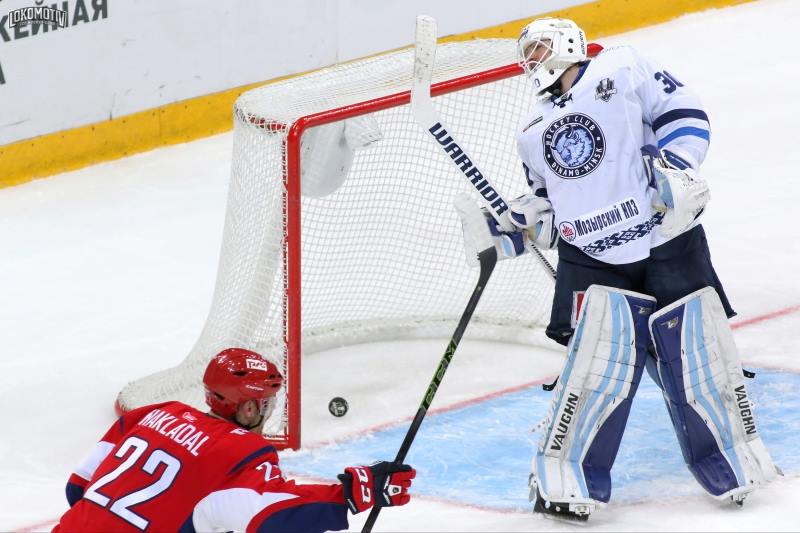 Jakub Nakládal je nejlepším střelcem play-off KHL.