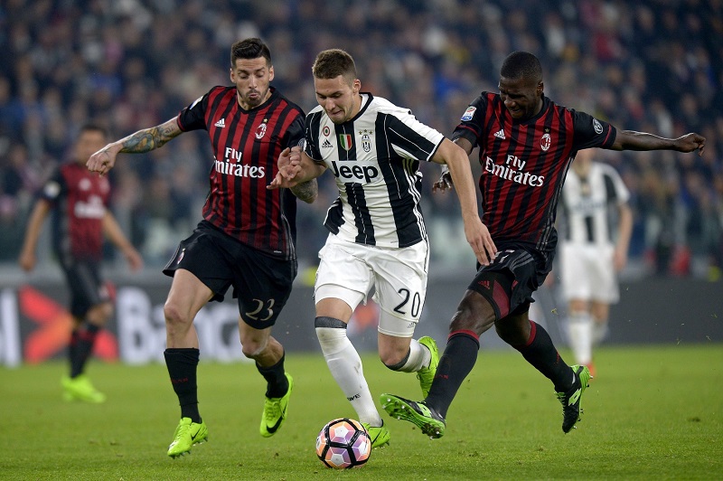 Juventus vyhrál nad AC Milán gólem v nastavení.