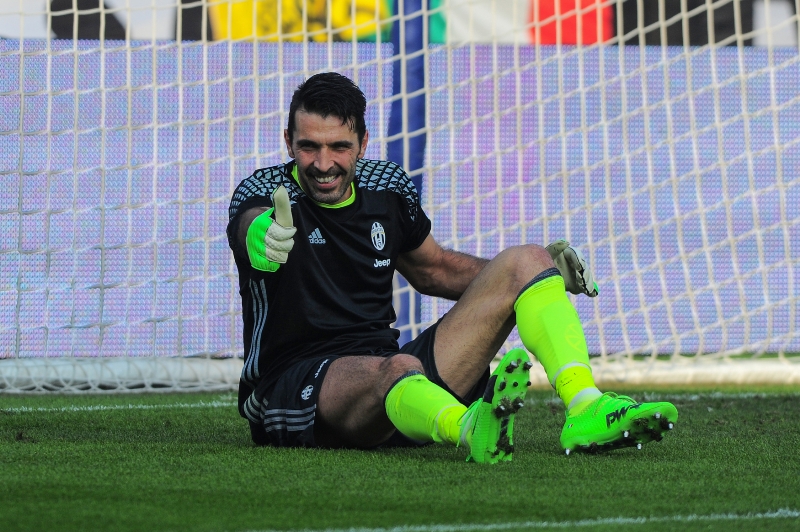 Brankář Gianluigi Buffon.