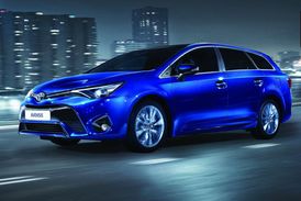 Toyota plánuje investovat do britské továrny, kde vyrábí i model Avensis.