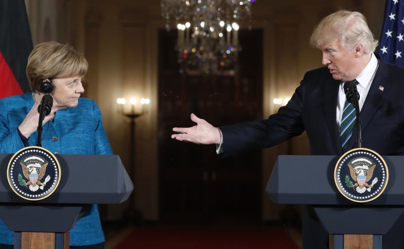 Angela Merkelová a Donald Trump. Angela Merkelová a Donald Trump.
