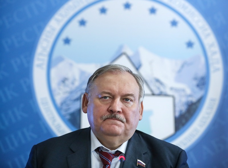 Poslanec za prokremelskou stranu Jednotné Rusko Konstantin Zatulin.