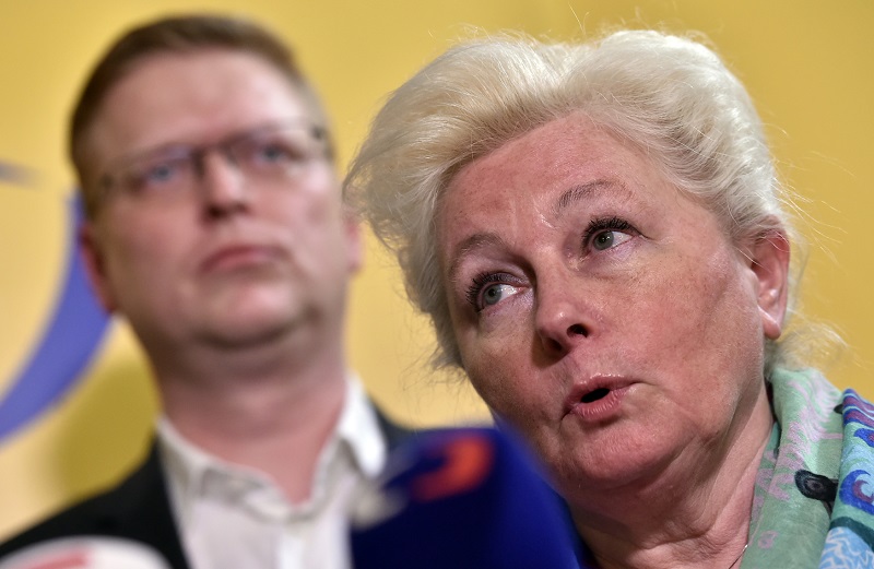 Zuzana Roithová. 