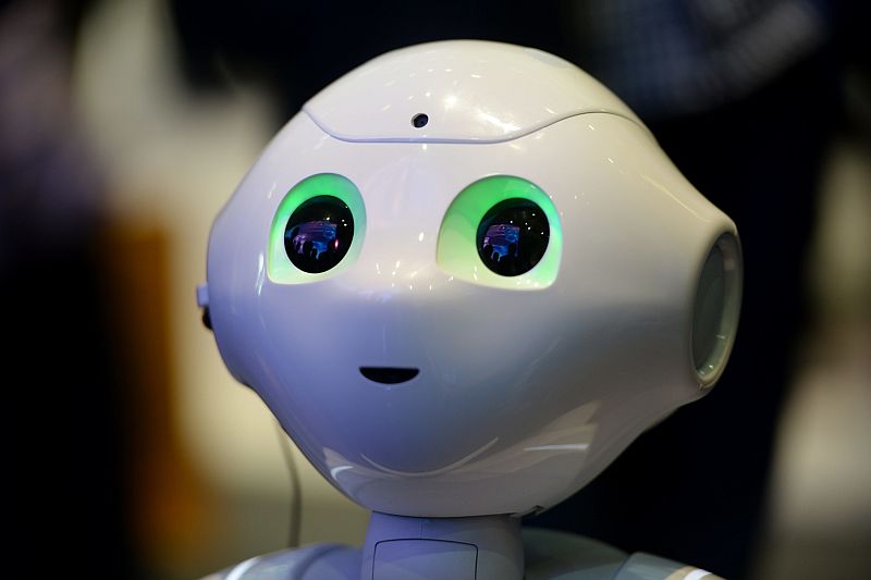Pořadatelé očekávají, že vystavovaní humanoidní roboti, samořízená auta nebo bezpilotní letouny mezi pondělím a pátkem nalákají na 200 tisíc návštěvníků.