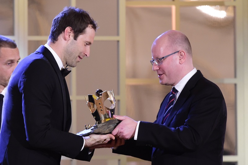 Český fotbalista Petr Čech vyhrál anketu Fotbalista roku 2016.